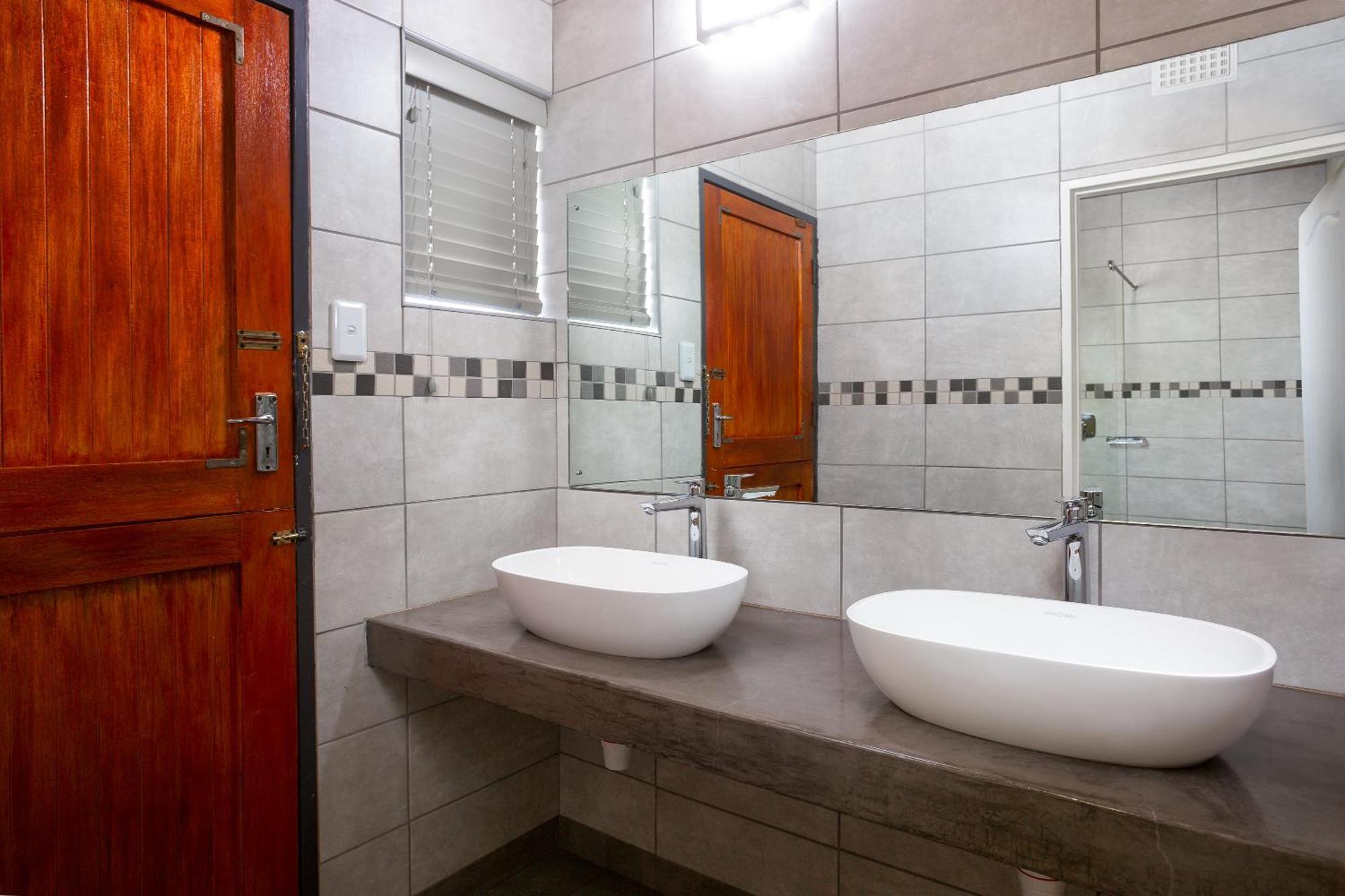 Merino Inn Hotel Colesberg Exteriör bild
